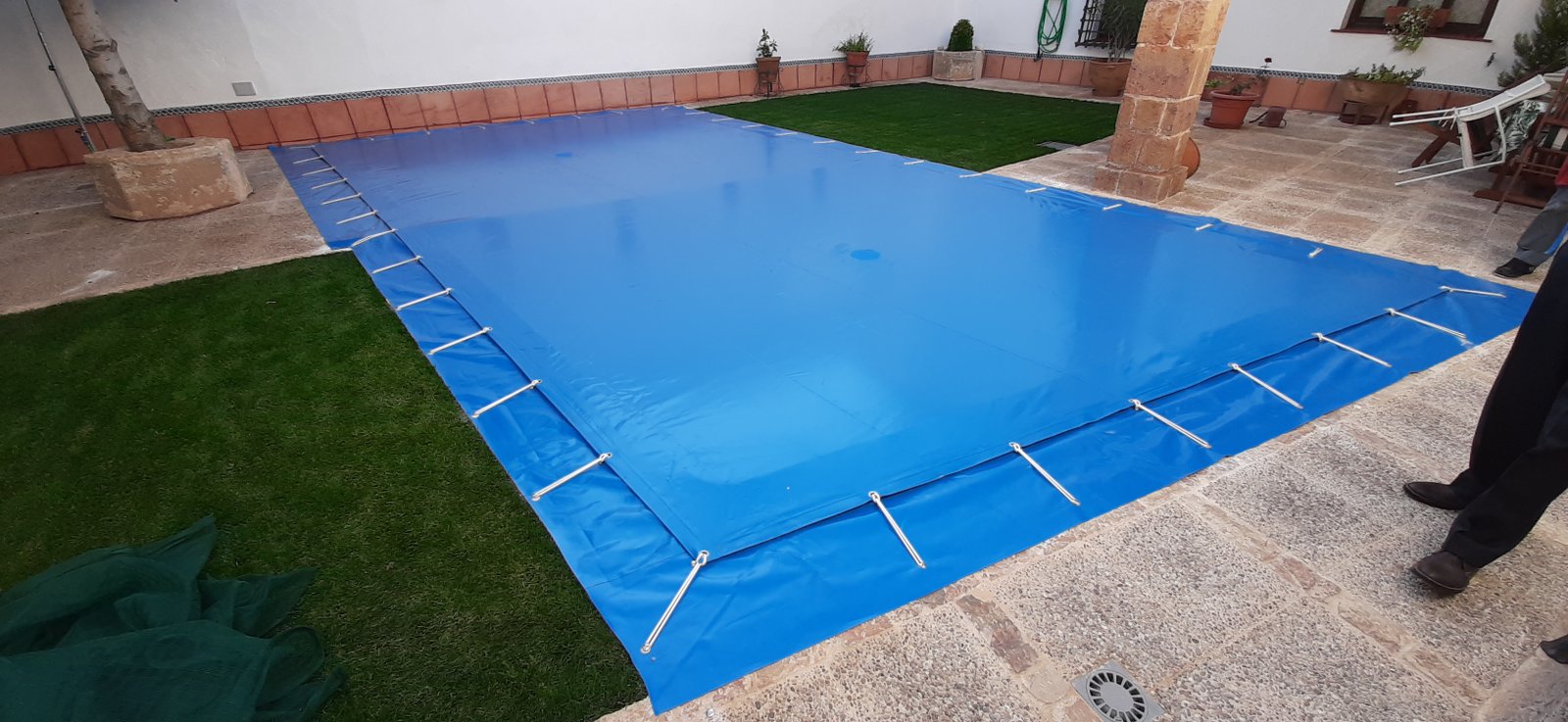 Cubierta piscina patio